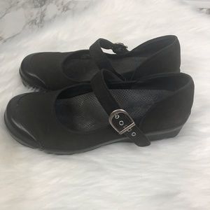 Dansko Brown Canvas Mary Jane 40 (9.5-10)